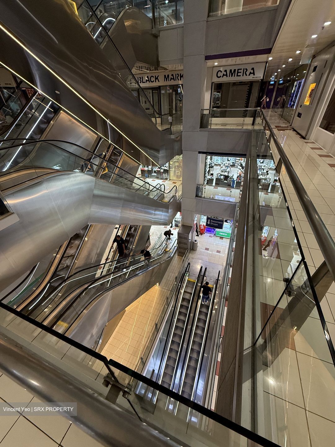 Peninsula Shopping Complex (D6), Retail #539354951